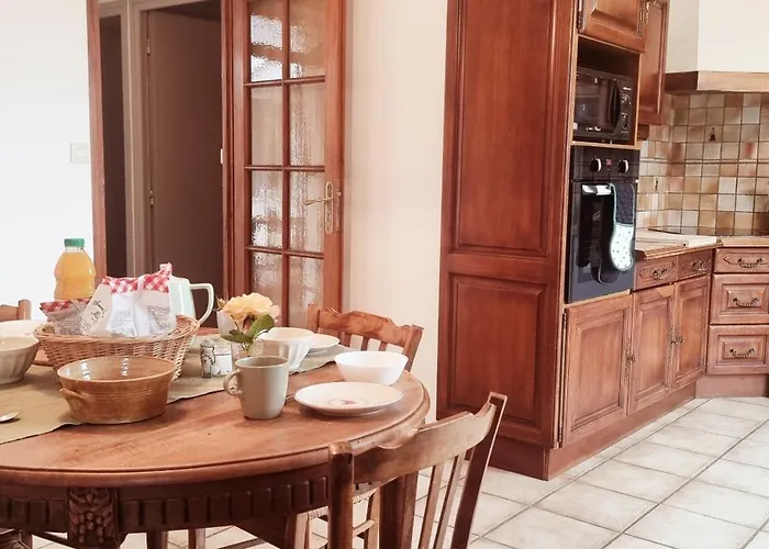 בית נופש La Maison D'emilie Margès